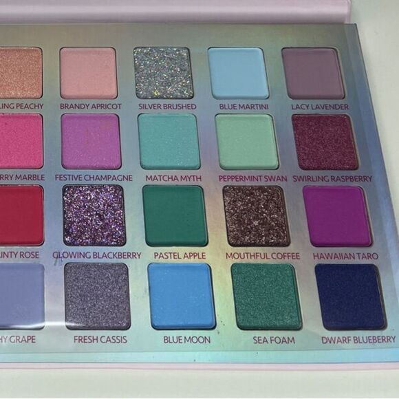 Amor us macaron magic 32 shade pressed pigment palette eyeshadows new in box - Picture 4 of 7